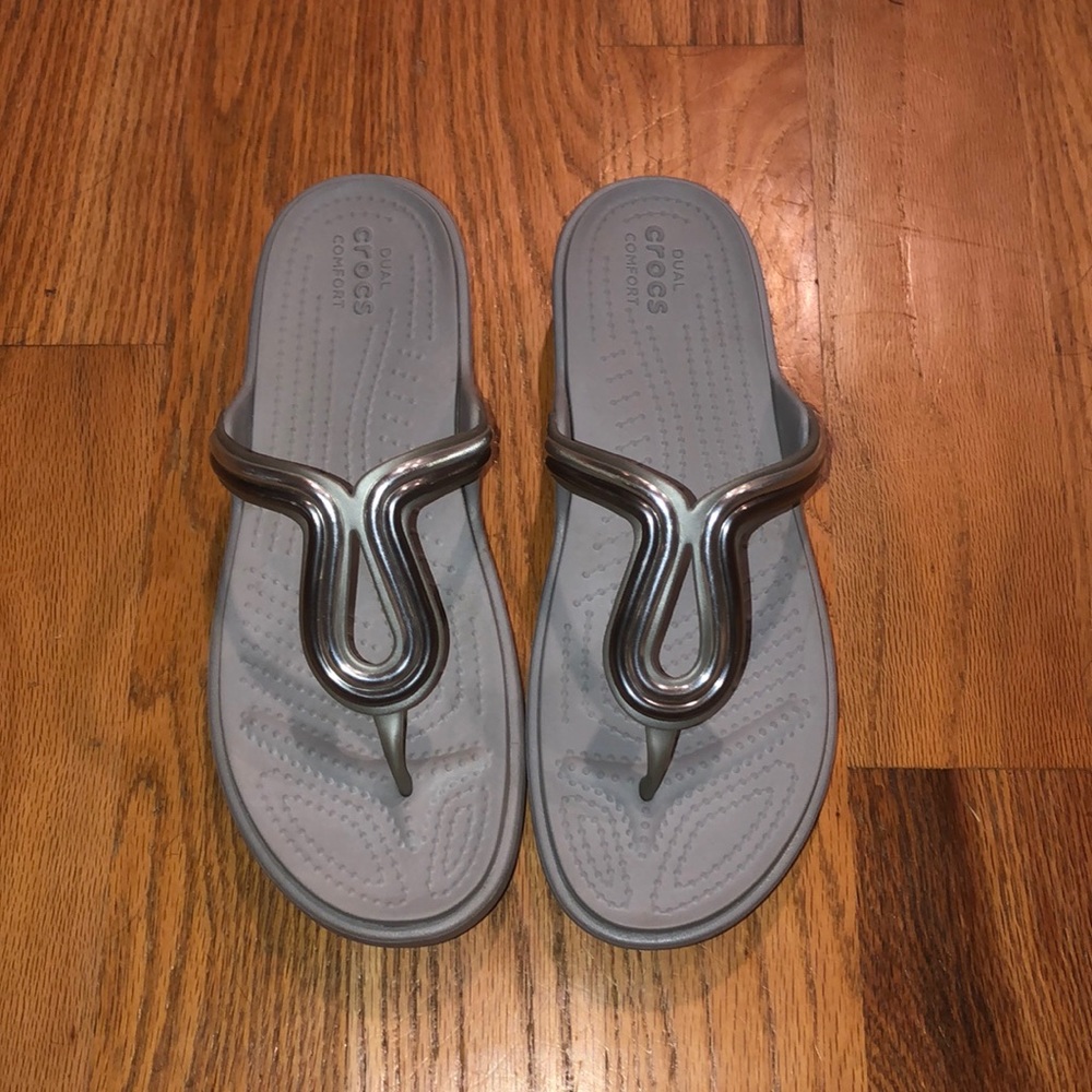 Brand new Crock flip flops